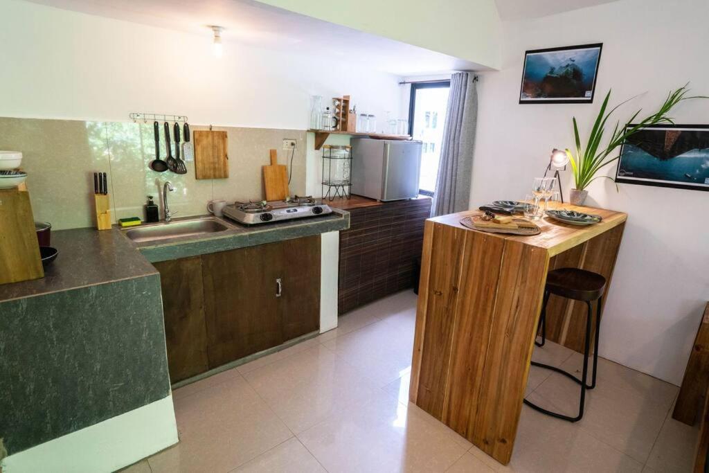 Jungle View Studio With Terrace Ель-Нідо Екстер'єр фото